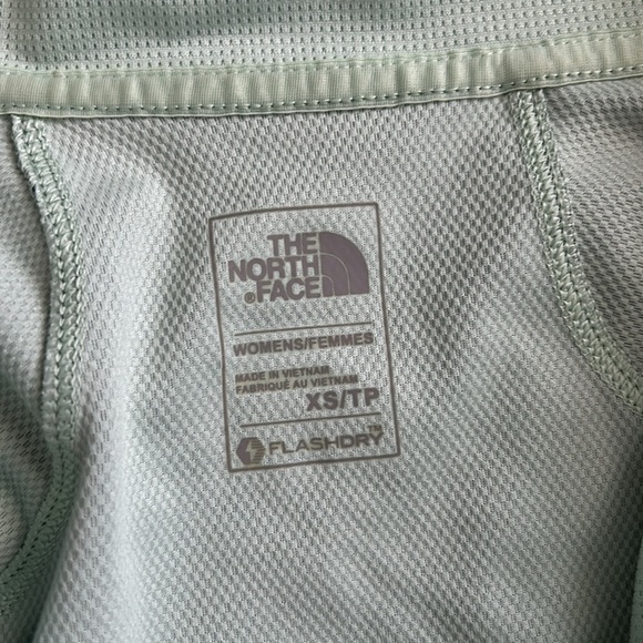 The North Face Quarter Zip Fleece - Picture 4 of 4